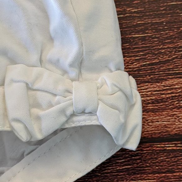 Gymboree white shorts bows - Picture 2 of 3